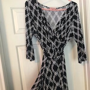 ❣️Black/White Wrap Dress with Belt